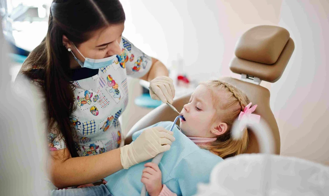 Faut-il prendre rendez-vous chez le dentiste pour un bébé ?